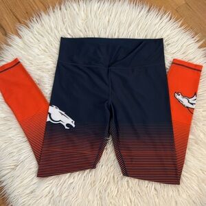 NWOT NFL Denver Broncos Leggings Sz L 🧡💙🧡💙